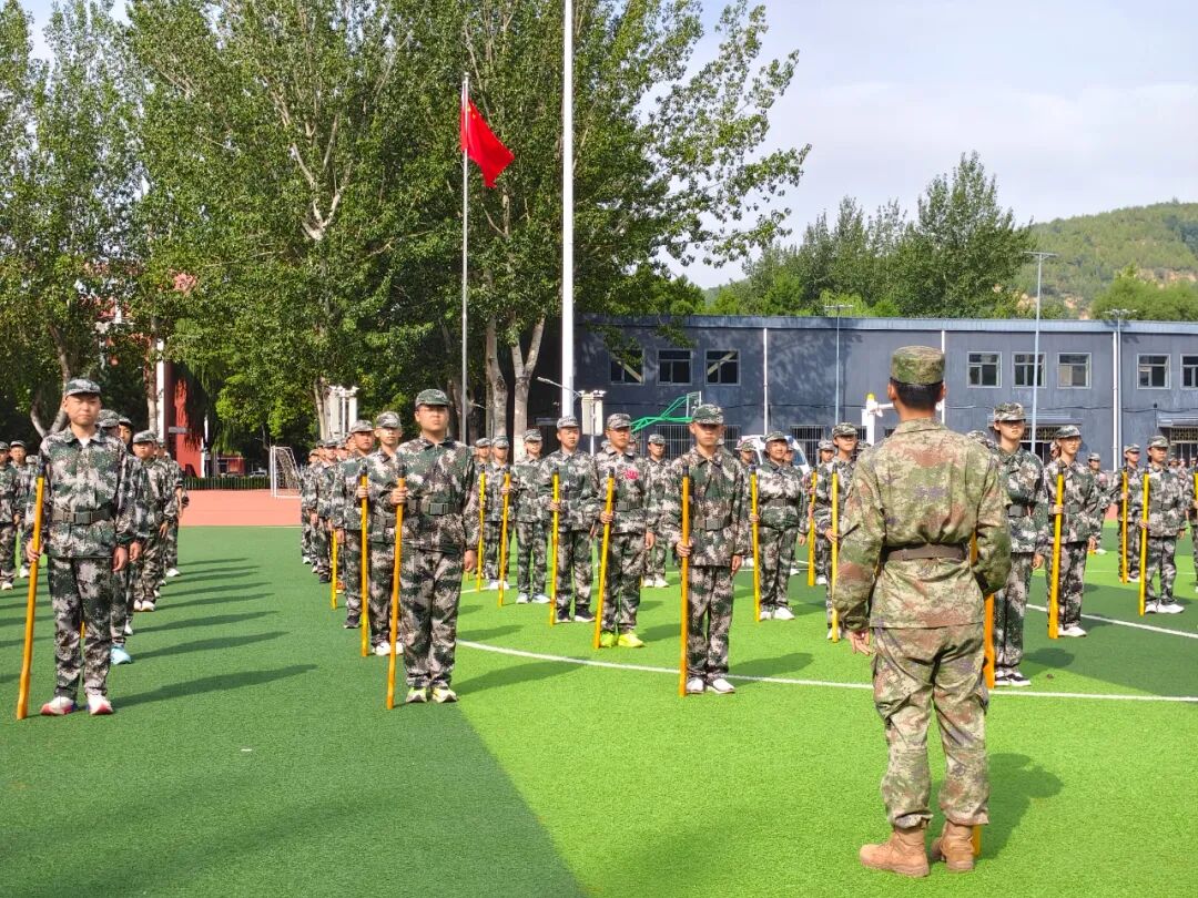 三方保驾护航，助力国防训练——吕梁离石区江阴初级中学国防教育训练感谢专刊