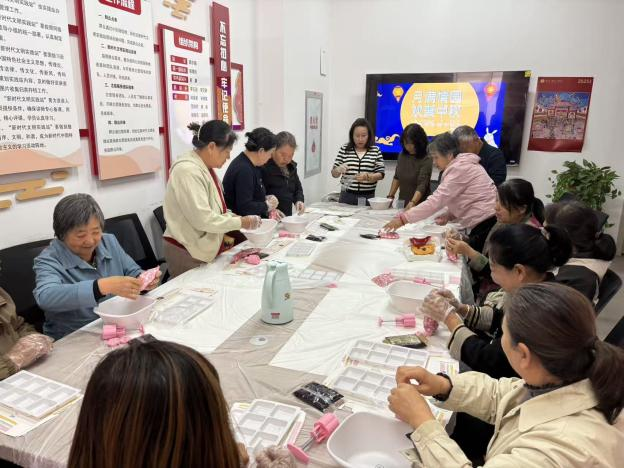 太原万柏林区王化街道：月满情缘  欢聚中秋