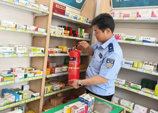 运城河津公安：检查宣传两不误，把好节前“安全关”