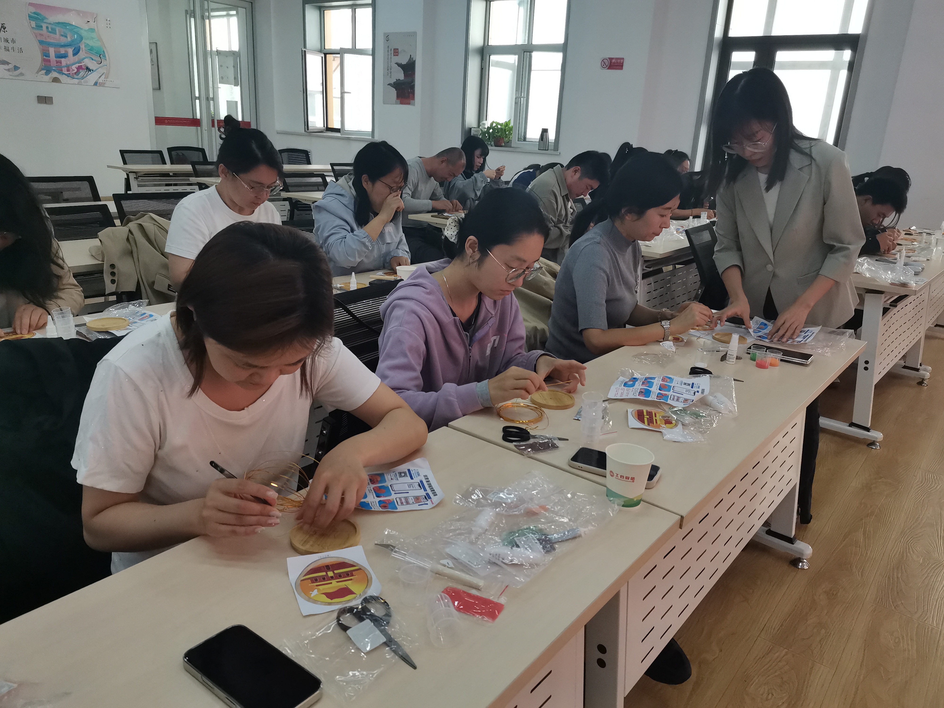 掐丝凝国色  珐琅绘盛世——太原杏花岭区文物旅游发展中心（杏花岭区美术馆）举办掐