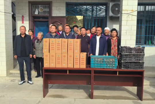 吕梁临县招贤镇开展“情暖中秋”慰问活动