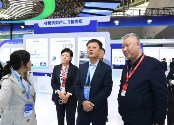 2025年山西（太原）能源产业博览会在并开幕  王延峰在临汾馆巡馆