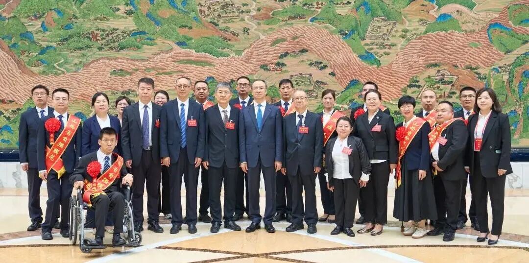 晋城沁水县公益援助服务中心（冬日阳光志愿服务队）——用爱心播撒阳光 用行动点亮希