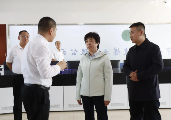 忻州宁武县委书记赵亚峰调研检查“双节”前夕重点工作及值班值守情况