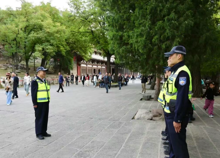 用“警察蓝”守护“中国红”——大同云冈公安篇