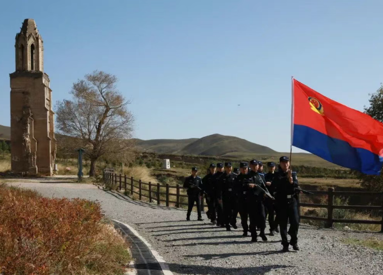 山西公安：节日里的 “藏蓝守护”