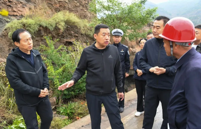 吕梁临县：李瑞刚督导检查防汛防灾和秋粮抢收工作