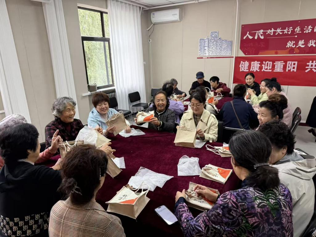 太原市万柏林区下元街道：健康迎重阳  共绘夕阳红