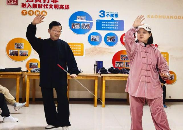 太原万柏林区南寒街道：敬老月里“拳”暖心  银发幸福小天地