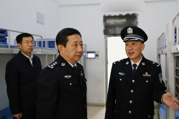 苗伟在忻州监狱督导调研