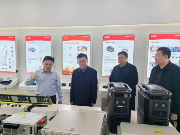 临汾尧都区委书记崔绍民带队赴上海市、山东烟台市开展招商引资考察活动 赖兴国一同考