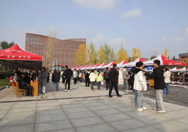 wechat_2025-10-27_085706_959.png wechat_2025-10-27_085706_959.png