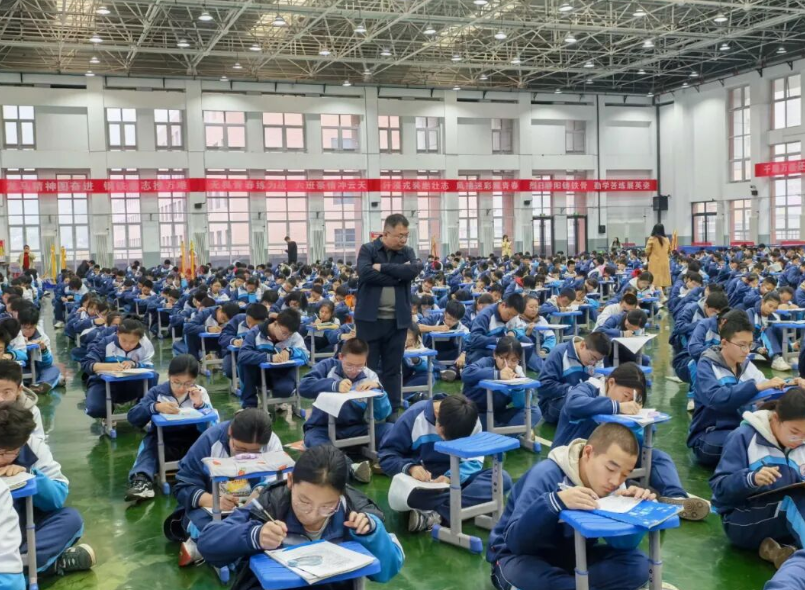 胸中有墨记作梯，诗海寻踪笔为舟 ——吕梁市第一中学高一年级诗词默写大赛成功举办