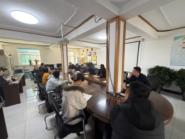 太原市政集团一公司党支部开展“学悟全会精神  实干赋能发展”主题学习活动