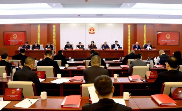 太原尖草坪区六届人大常委会第三十四次会议召开
