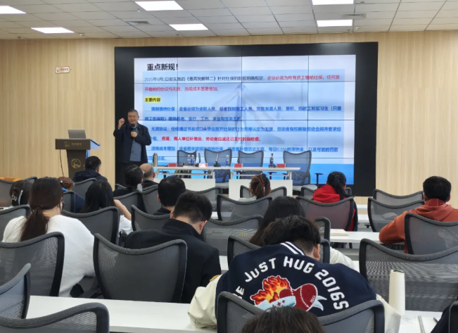 法暖基层  榜样引路——太原尖草坪区总工会阳采集团活动获赞