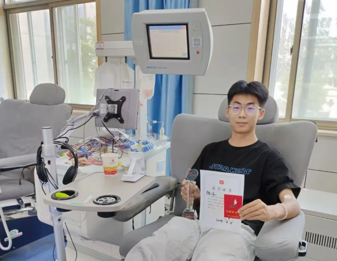 “初中救妈妈，大学救孩童！”太原小店区00后学子陈让，用行动谱写生命赞歌