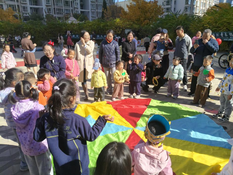 太原万柏林区长风西街街道：秋日小美好  亲子乐淘淘