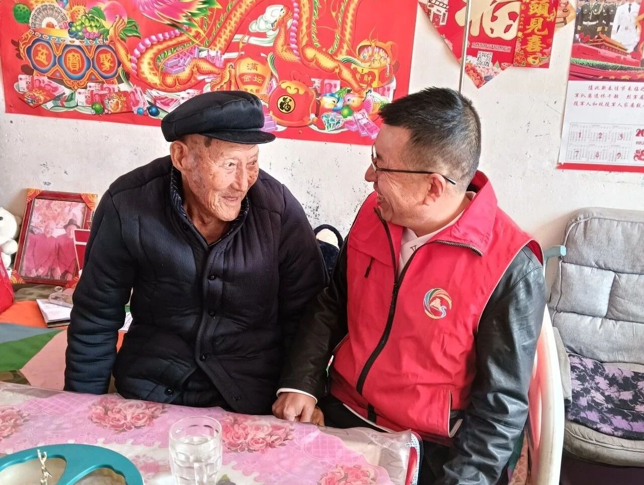 太原阳曲县黄寨镇：党建牵线“送服务” 群众办事“少跑腿”