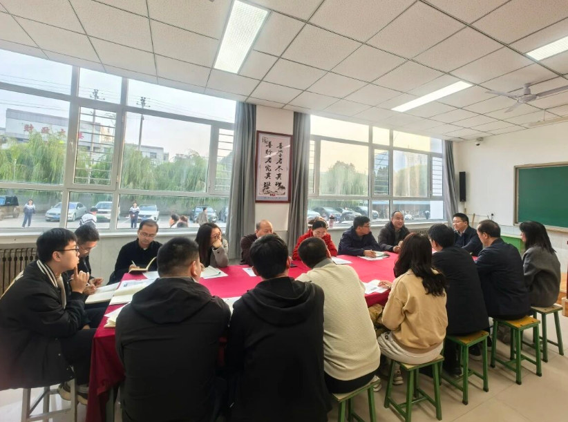 聚焦教学痛点  探索突破路径——忻州繁峙县高中物理王红江名师工作室第二次研讨会顺