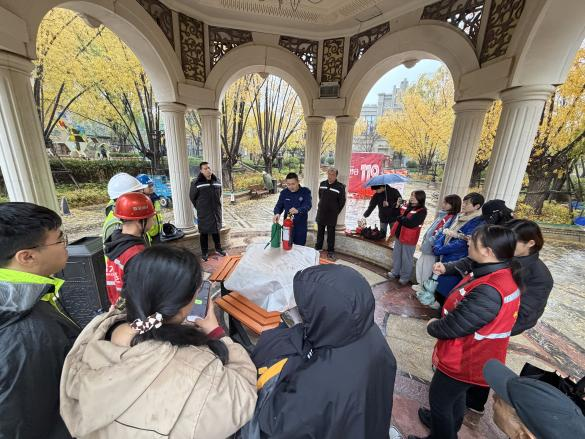 筑牢防线护航安全  多方联动安全同行——太原万柏林区金玉社区组织开展消防演练活动