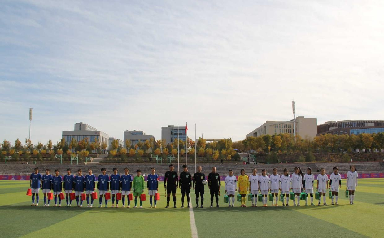 角球制胜锁定季军！“她超”赛场绽放热爱与荣光