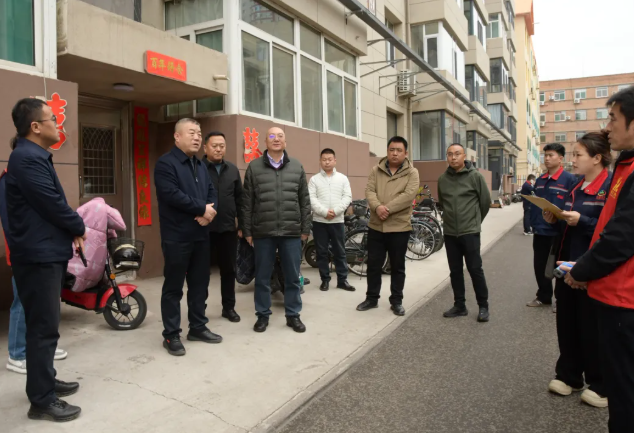吕梁市城市管理局开展入户“访民问暖”活动