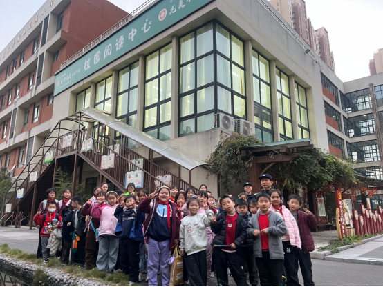 廉政中国-河南郑州：“书香润心,禁毒同行” 经开区校园书店禁毒宣传再添新彩654.png