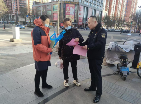 太原万柏林区和平街道：寒衣寄哀思  文明护家园