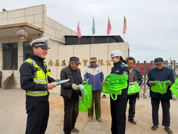 吕梁汾阳：交警走进辖区农工贸企业  筑牢冬季交通安全防线
