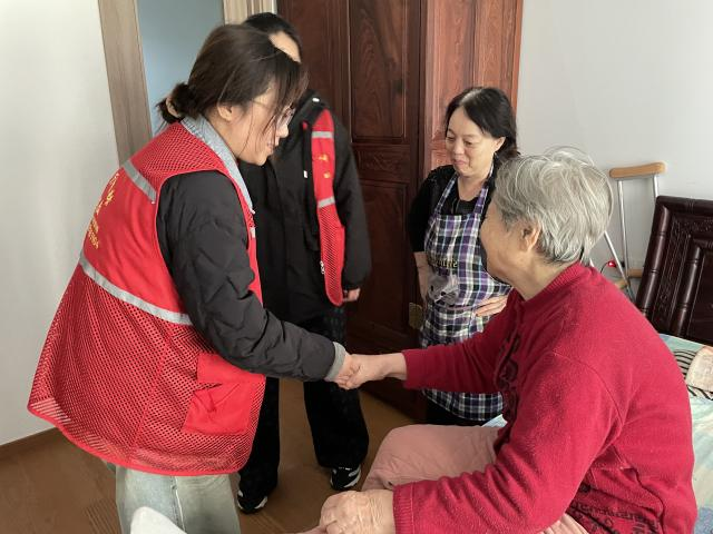 太原万柏林区南寒街道：社区服务暖人心  居民细数“三大变”