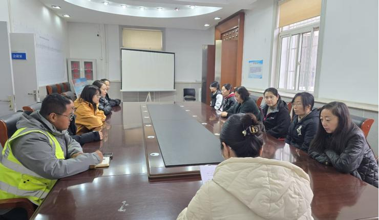 重温党章守初心  砥砺奋进担使命——太原市政集团四公司开展主题党日活动