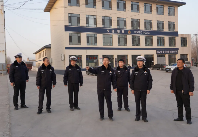 运城稷山：崔滨调研路面交通秩序整治暨公安检查站建设工作