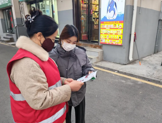 太原小店区国际大都会社区：普法知识进社区