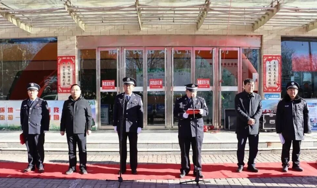 忻州静乐县举行第十四个122“全国交通安全日”主题活动启动仪式