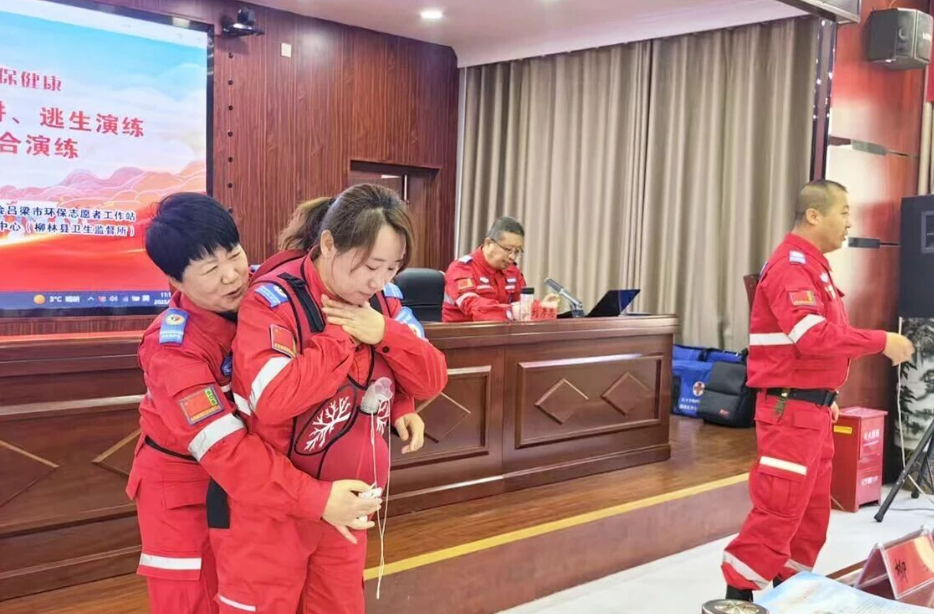 同心守庄上  同行护安全  同向保健康——吕梁柳林县庄上镇开展消防安全与应急防护