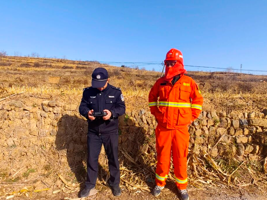 晋城沁水县土沃派出所联合多部门开展森林草原防灭火扑救应急演练