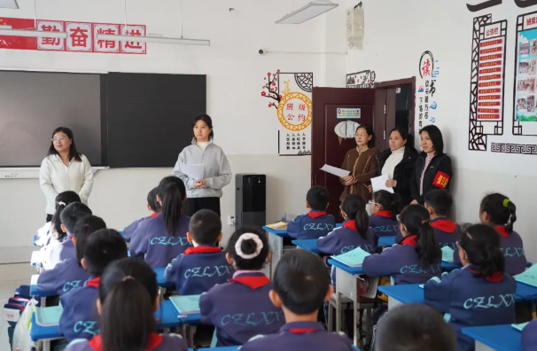 书香润童心  经典伴成长——吕梁离石区长治路小学经典诵读阶段性展示活动纪实
