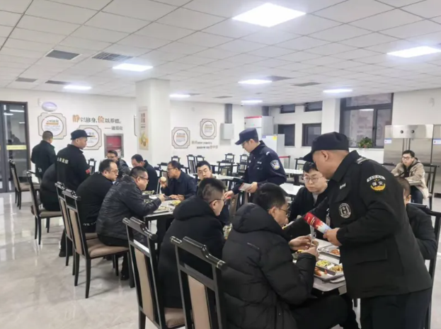 吕梁临县：警保联动聚合力，反诈宣传护民安