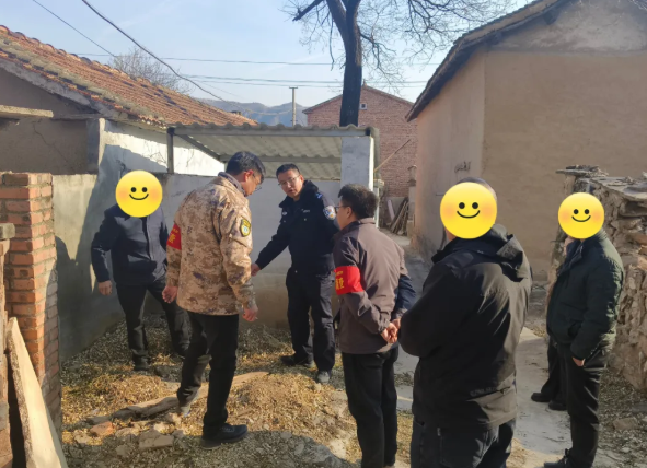 从“对门怨”到“邻里亲”——长治平顺公安成功化解一起邻里纠纷