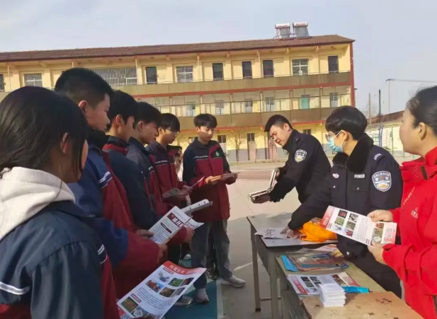 长治武乡：青春赛场亮“红灯”！