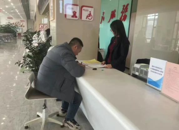 为“毛孩子”的健康把关！太原尖草坪区动物诊疗许可证“焕新”行动进行时