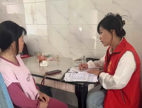 吕梁移动石楼县分公司网格长薛辉玲：满格信号践初心  党建引领助振兴