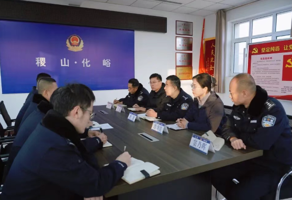 运城稷山：崔滨深入化峪镇、稷峰镇调研平安乡村建设工作