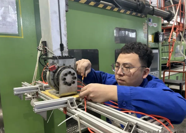 小记晋东公司包装材料分厂班组长张振华