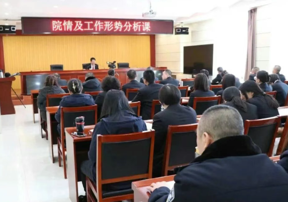 大同市新荣法院：不能只满足于做审判业务专家  更要努力成为为人民服务的专家