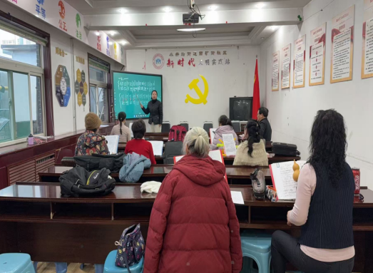 太原万柏林区小井峪街道：银龄歌声暖社区  文化养老乐融融