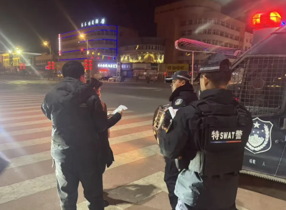 紧急搜寻3小时！大同左云巡特警成功寻回离家出走少年