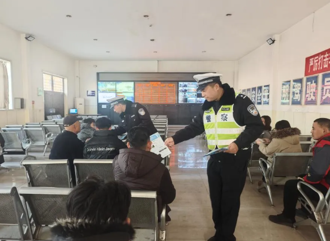 吕梁文水：交通安全进驾校  拧紧起步“安全弦”