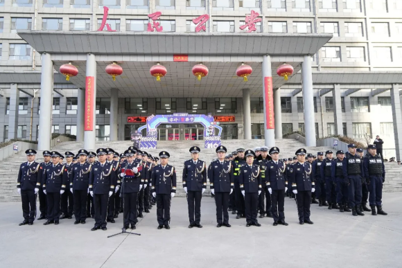 晋中平遥县公安局举行新警入警暨“传帮带”仪式